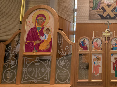 The-Iconostas-St-Joes-Ukrainian-Church-Winnipeg